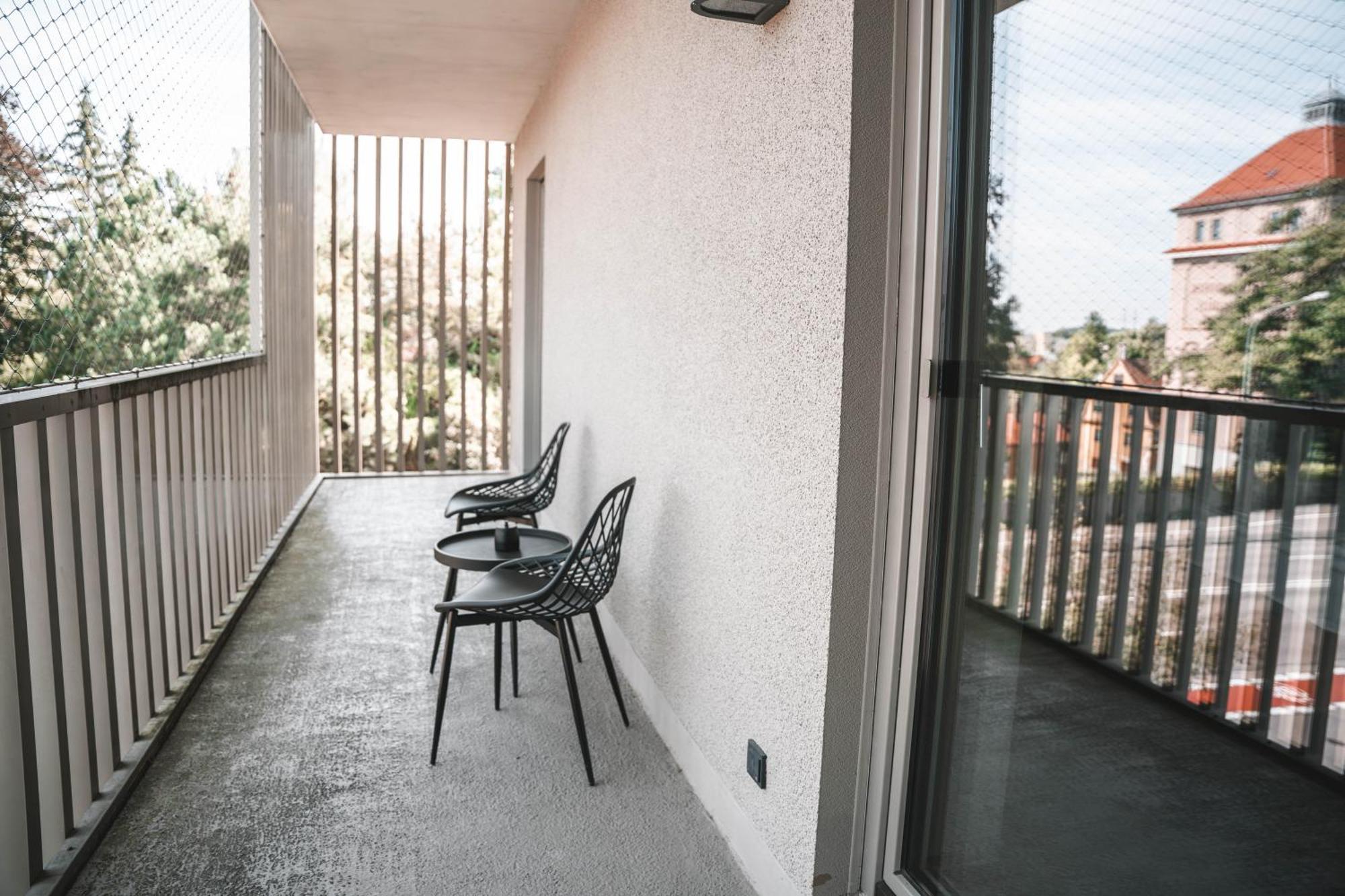 Ferienwohnung Sunset Club - Loft - 155 M2 Sichtbeton - Zentral Memmingen Exterior foto
